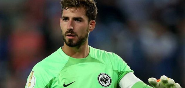حارس فرانكفورت يتحدث عن اهتمام بايرن بضمه