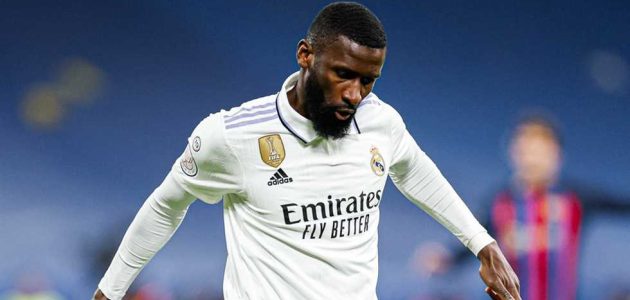 ريال مدريد يتعثر.. يد روديجير تهدي برشلونة تعادلا سلبيا مع بيتيس