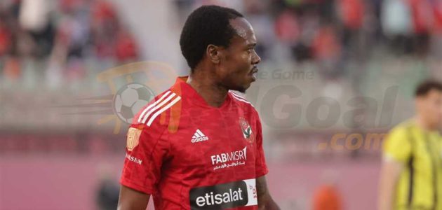 خبر في الجول – بسبب الطيران.. الأهلي يسابق الزمن لحل أزمة لحاق تاو بمباراة الهلال